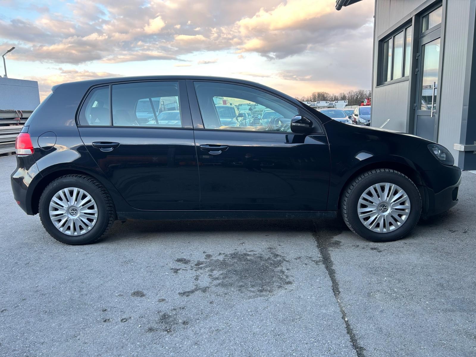 Volkswagen Golf 1.6 TDI Trendline/Euro 5