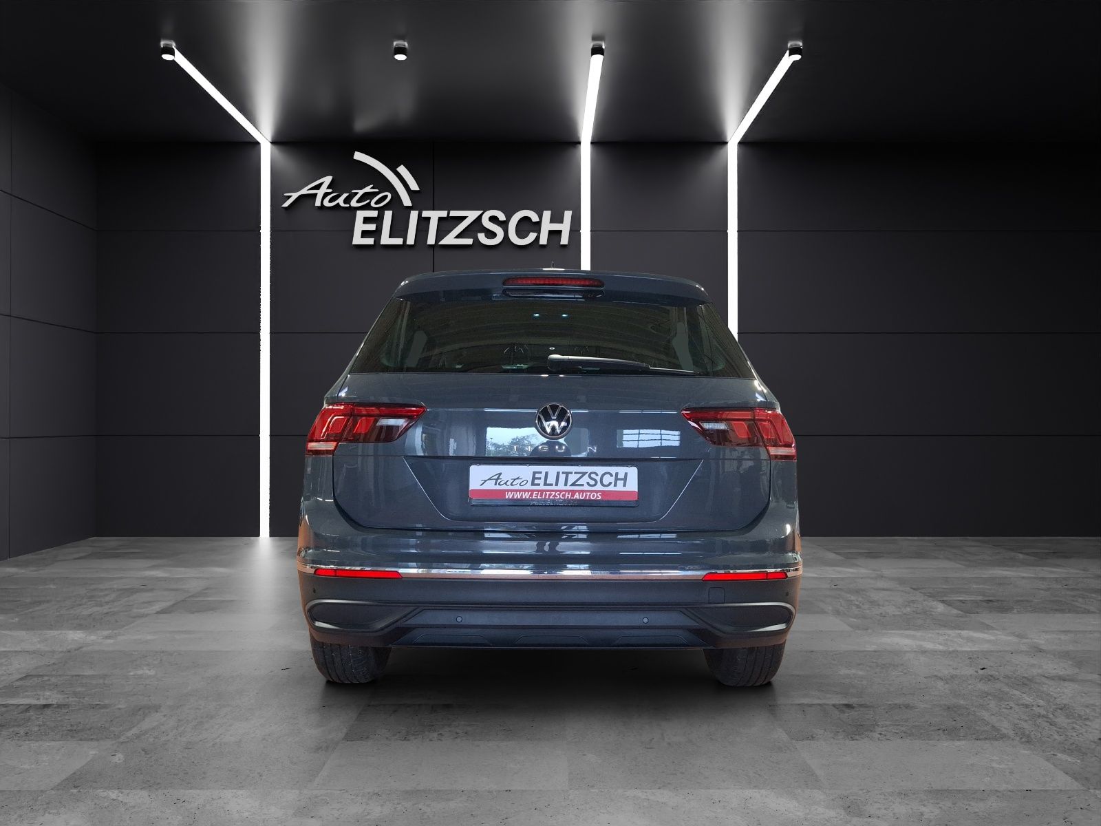 Fahrzeugabbildung Volkswagen Tiguan TSI Life LED Navi AID ACC PDC SHZ