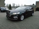 Ford Mondeo 2.0 Turnier Titanium CVT Hybrid - Ford Mondeo Titanium mit Hybrid-Antrieb (Benzin/Elektro)