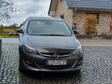 Opel Astra Sp. T. 1.6 ECOTEC DI Turbo Exklusiv S/...