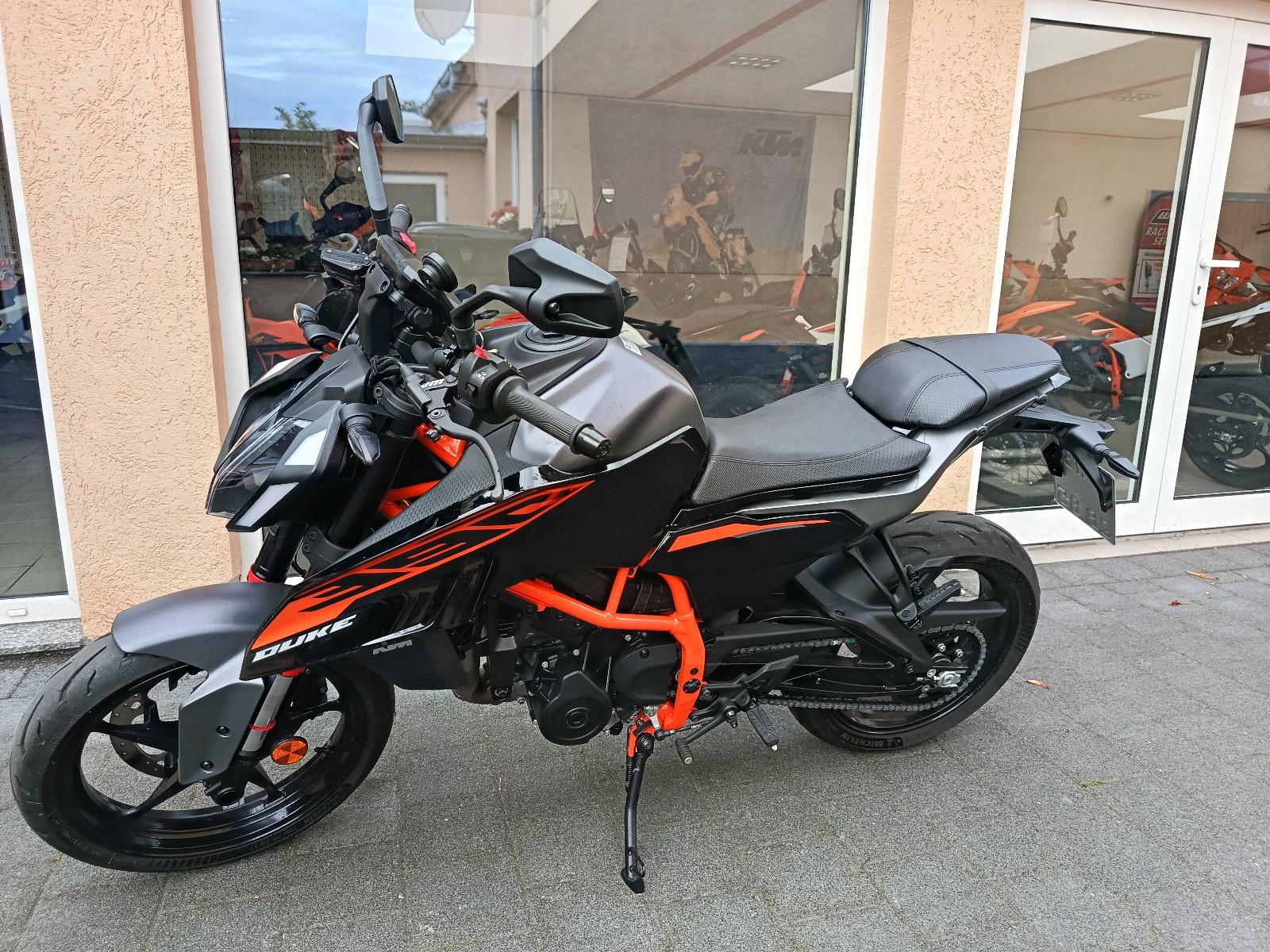 KTM 390 Duke 2026 Quickshifter+