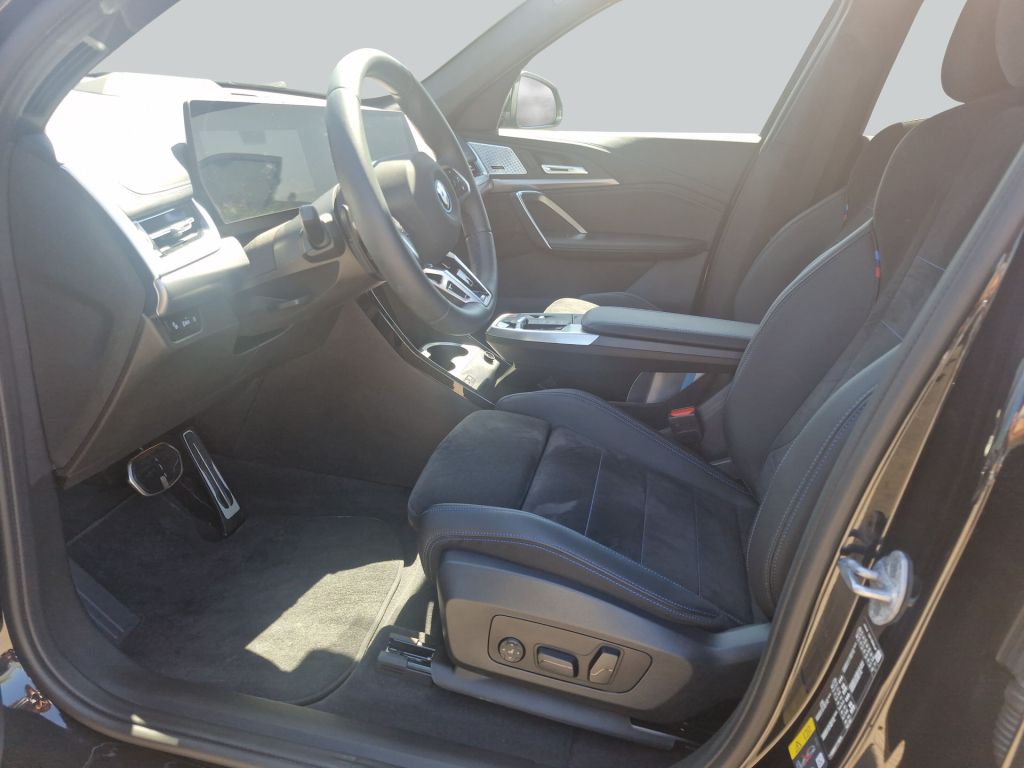 BMW iX1 - Bild 11