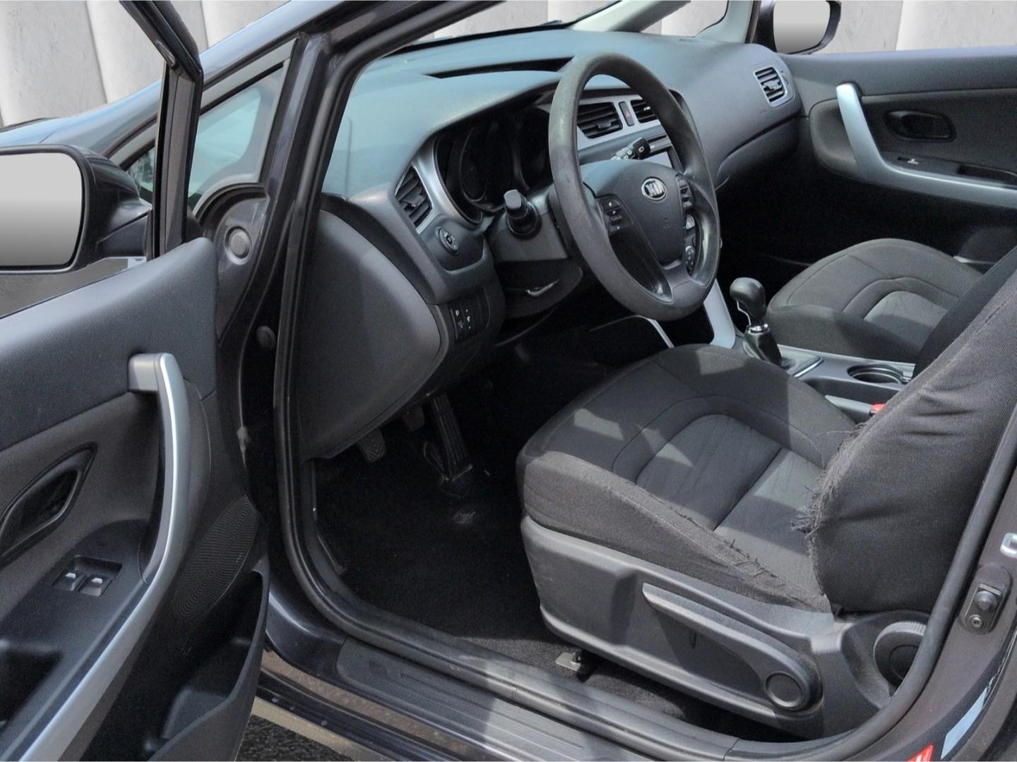 Kia Ceed_sw Sportswagon Attract 1.4*Klima CD-Radio