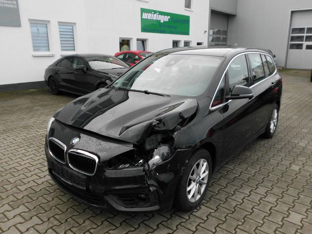 BMW 218 Baureihe 2 Gran Tourer 218 d Advantage