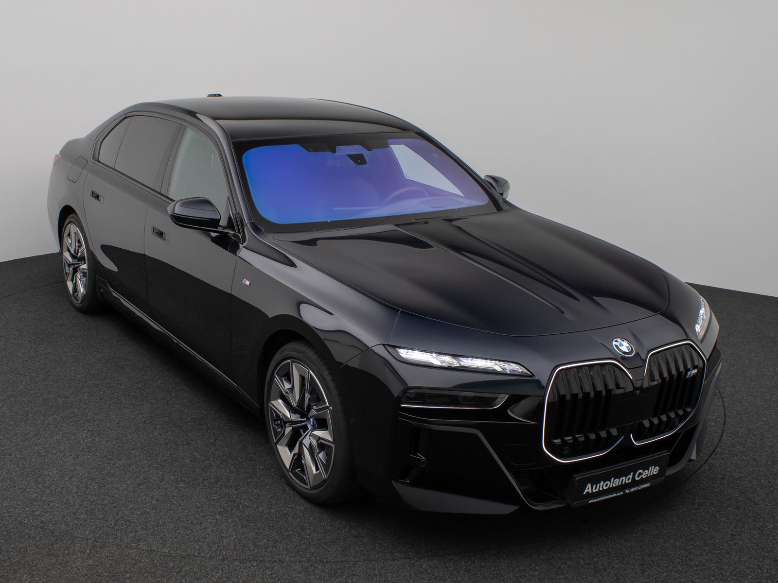 Fahrzeugabbildung BMW i7 xD60 M Sport 360°Pano B&W FondEnt SoftCL VOLL