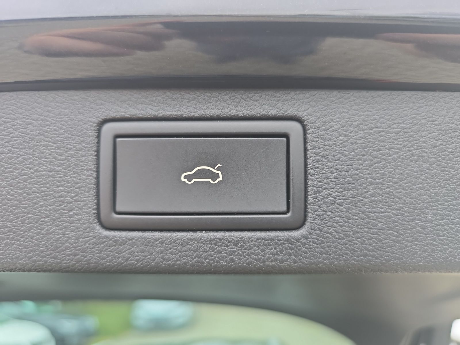 Fahrzeugabbildung SKODA Kamiq Clever 1,5 TSI DSG VOLL-LED NAVI KESSY