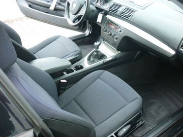 BMW 118 - 6