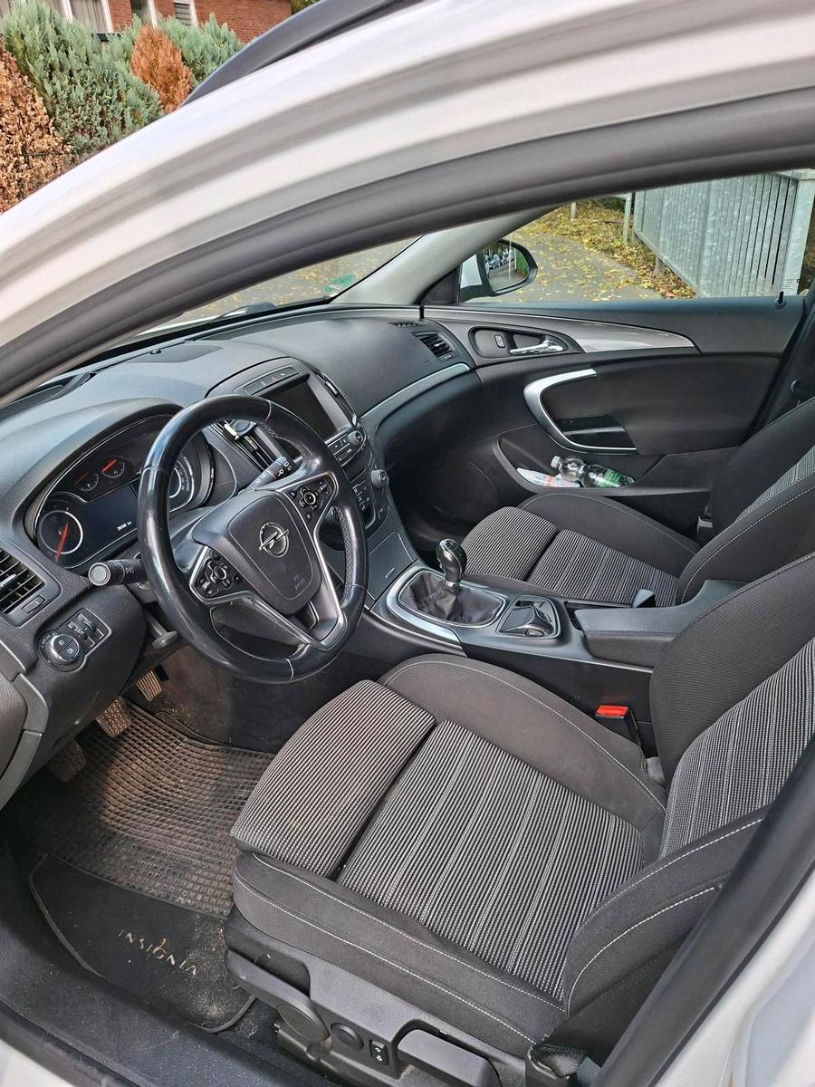 Opel Insignia 2014 — photo 7