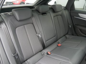 Audi A6 - 4