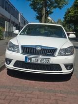 Skoda Octavia 2.0 TFSI RS Combi RS - Skoda Octavia aus 2009: RS