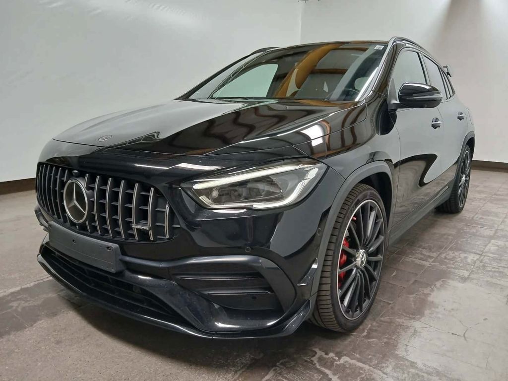 Image of Mercedes-Benz GLA 35 AMG