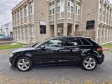 Audi A3 Sportback sport Navigation /Tempomat /Klimaa. - Audi A3 Gebrauchtwagen in Leverkusen