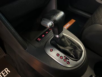 Volkswagen Touran  *7Sitzer*Navi*DSG*Sitzh*BiXenon*