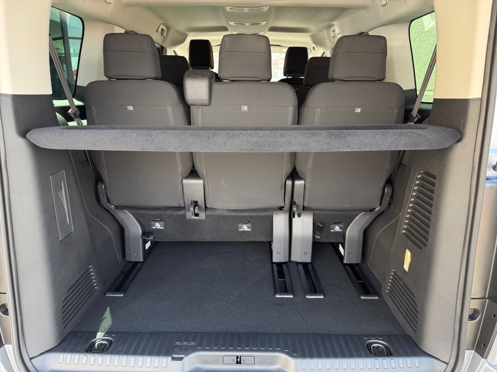 Fahrzeugabbildung Citroën Spacetourer M Diesel 180 Autm. Plus