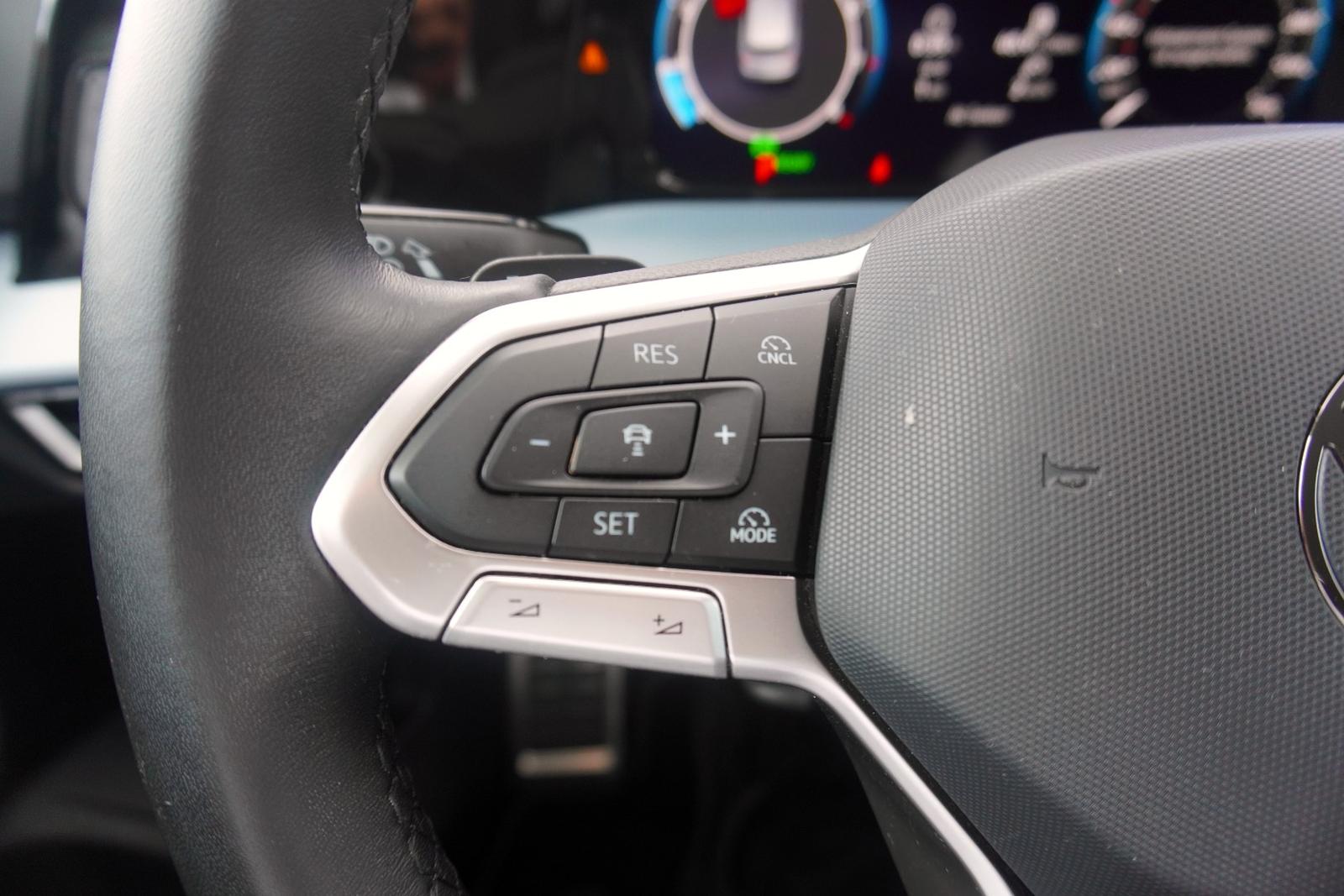 Volkswagen Golf VIII 1.5 eTSI Goal DSG LED Navi App-Connect, миниатюра 16