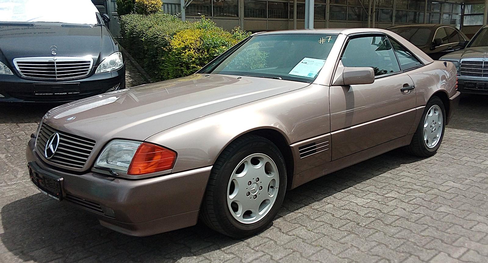 Mercedes-Benz SL 320
