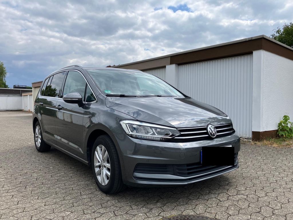 Image of Volkswagen Touran