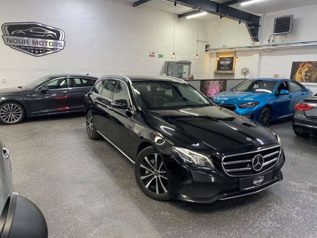 Mercedes-Benz E 300d e/Hybrid/EQ/1 Hand/Top Gepflegt.