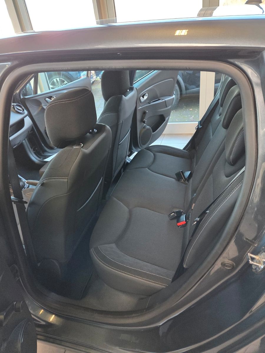 Fahrzeugabbildung Renault Clio IV Limited