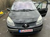 Renault Scenic Luxe Dynamique 2.0 16V Luxe Dynamique - Renault Scenic Luxe mit Benzin-Antrieb