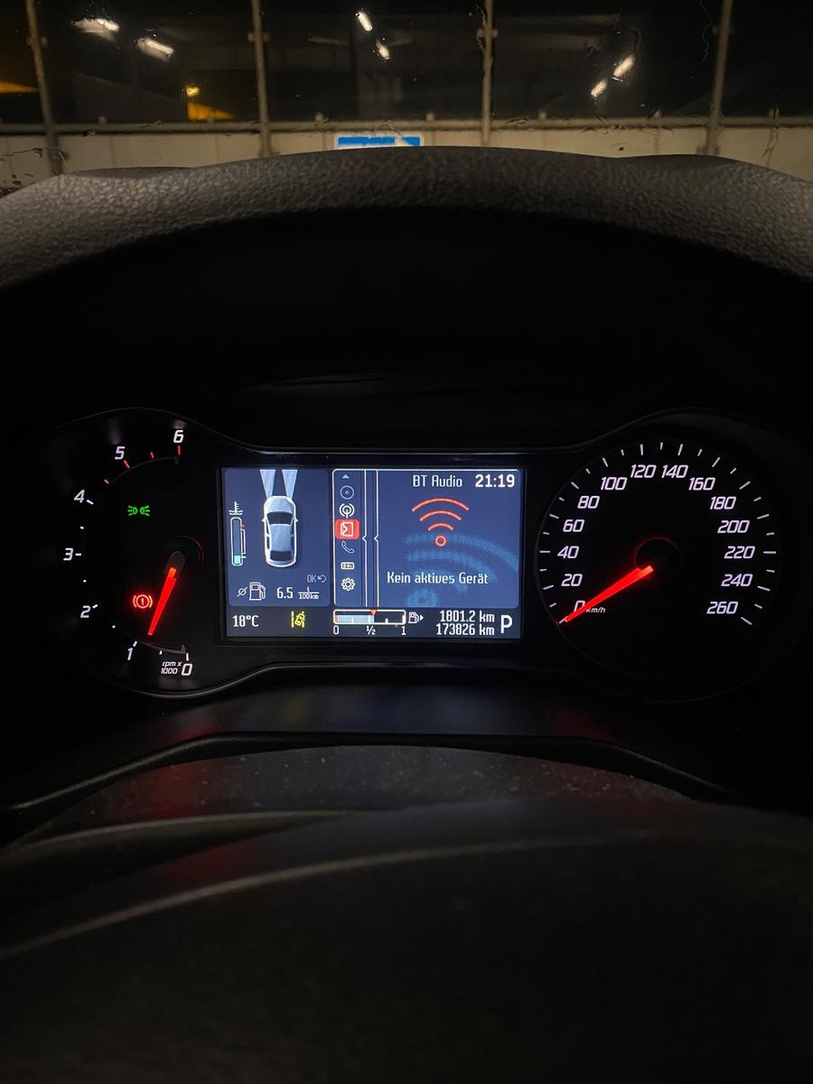 Ford Mondeo 2013 — photo 11