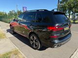 BMW X7 M50i Automatik - BMW X7 M50 aus 2021
