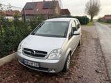 Opel Meriva 1.8 -