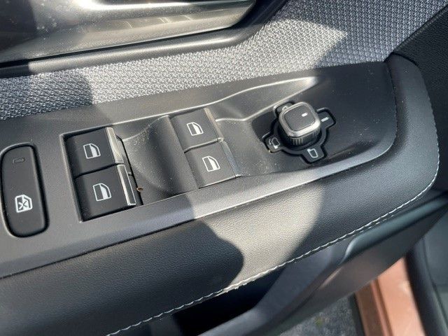 Fahrzeugabbildung Opel Grandland GS MHEV AT+Navi+Schiebedach+Sitzheizun