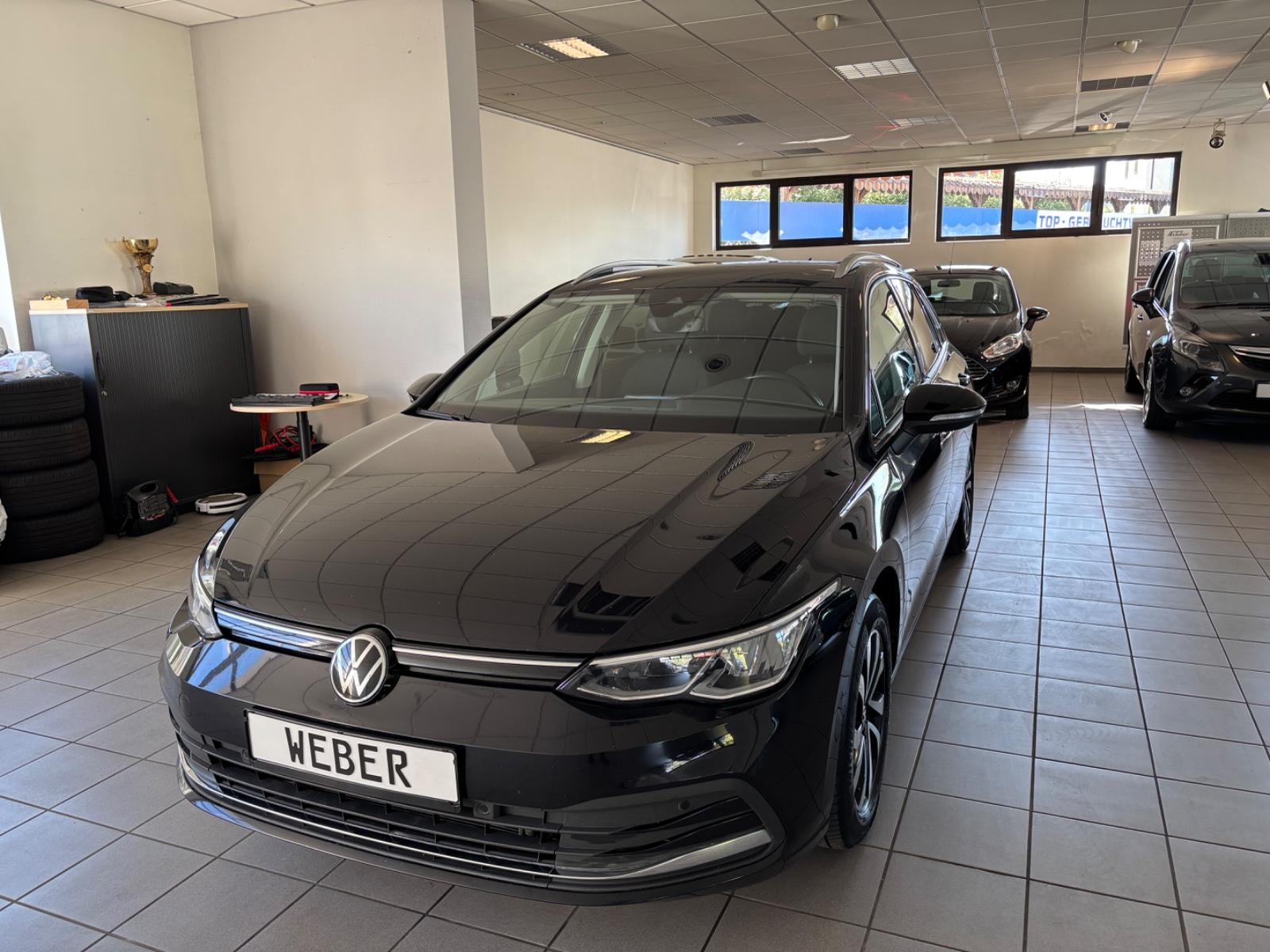 Volkswagen Golf VIII Variant Active