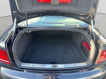 Volkswagen Phaeton - 10