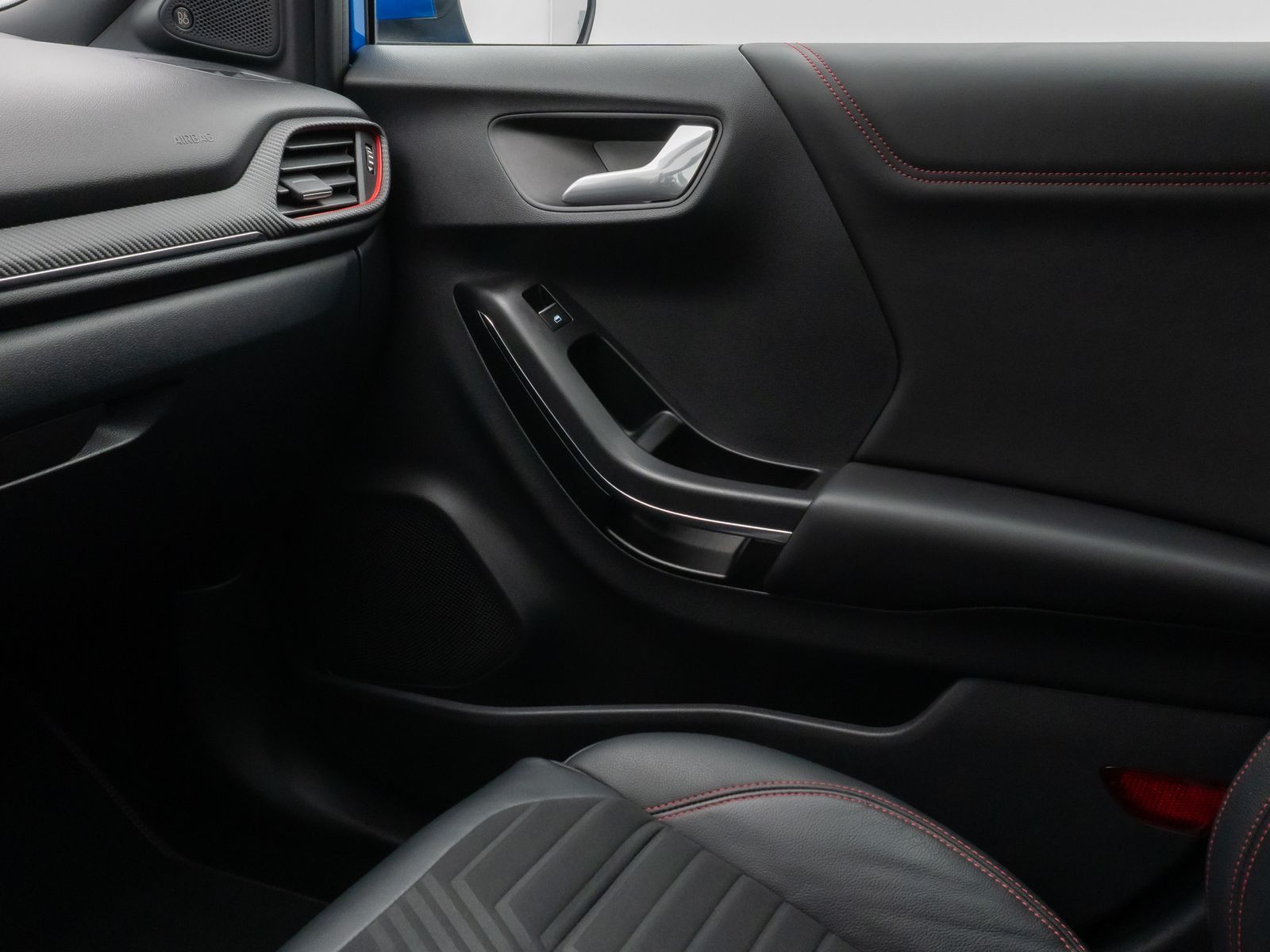 Fahrzeugabbildung Ford Puma ST-Line X Kamera DAB B&O Apple AHK ACC LED