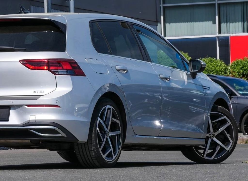 Image of Volkswagen Golf