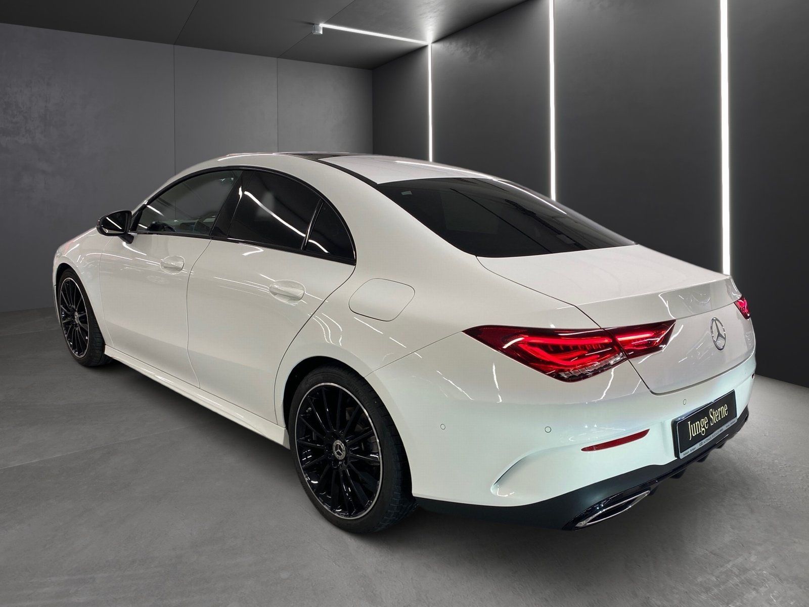 Fahrzeugabbildung Mercedes-Benz CLA 200 AMG *Pano*360°*LED*Totwink*Sound*Night*