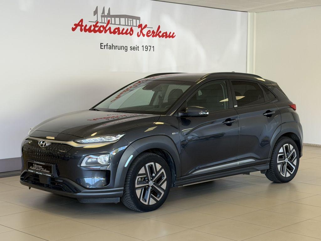 Hyundai Kona EV Style + Navi-Paket + Anhängerkupplung +