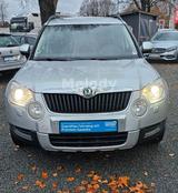 Skoda Yeti 1.2 TSI DSG Ambition - silberne Skoda Yeti