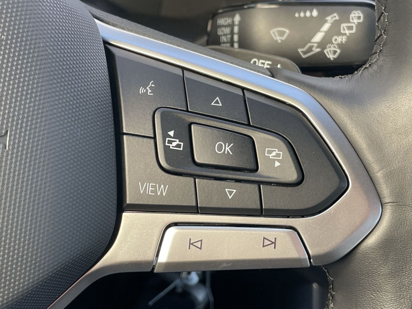 Polo 1.0 TSI DSG Style Kamera/App-Connect/Matrix