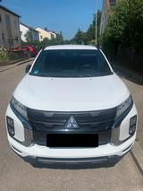 Mitsubishi ASX 2.0 MIVEC CVT 4WD Spirit+ Spirit+ - Mitsubishi Gebrauchtwagen in Stuttgart
