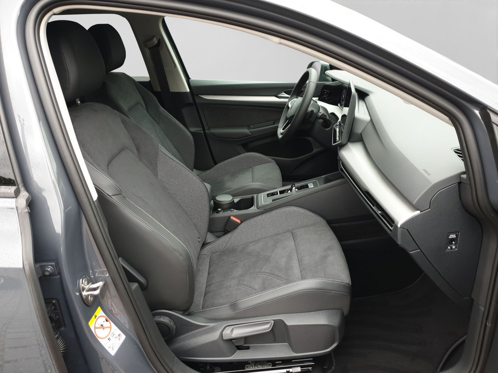 Volkswagen Golf 1.5 eTSI DSG LIFE LM18 SITZHZ KAMERA LIGHTA foto 4