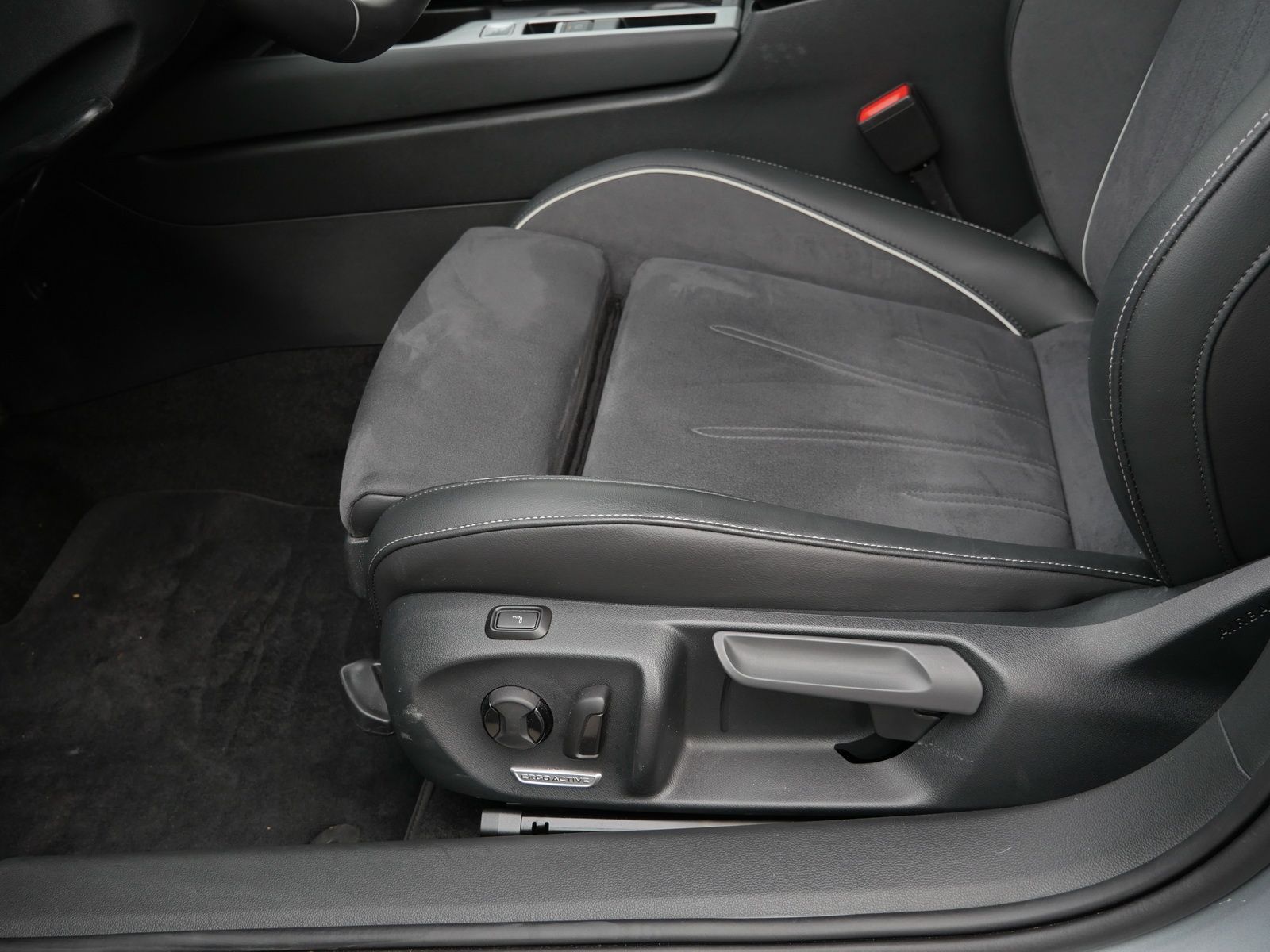 Volkswagen Passat - Bild 21
