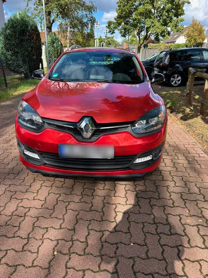 Renault Megane 2015 — rear view