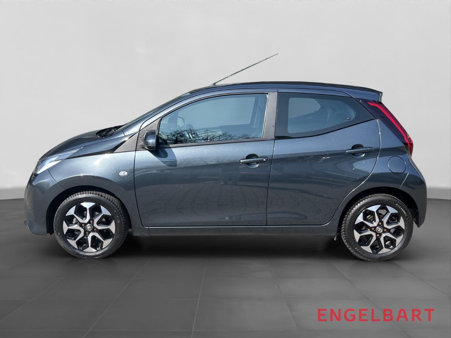 Toyota Aygo 1.0 X-Play Connect Allwetterreifen Kamera
