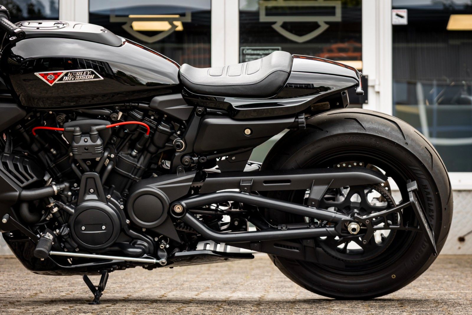 Fahrzeugabbildung Harley-Davidson SPORTSTER S RH1250S - JEKILL&HYDE -