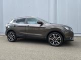 Nissan Qashqai 1.6 DIG-T Tekna - wenig km, Panorama - Nissan Qashqai Gebrauchtwagen in Chemnitz