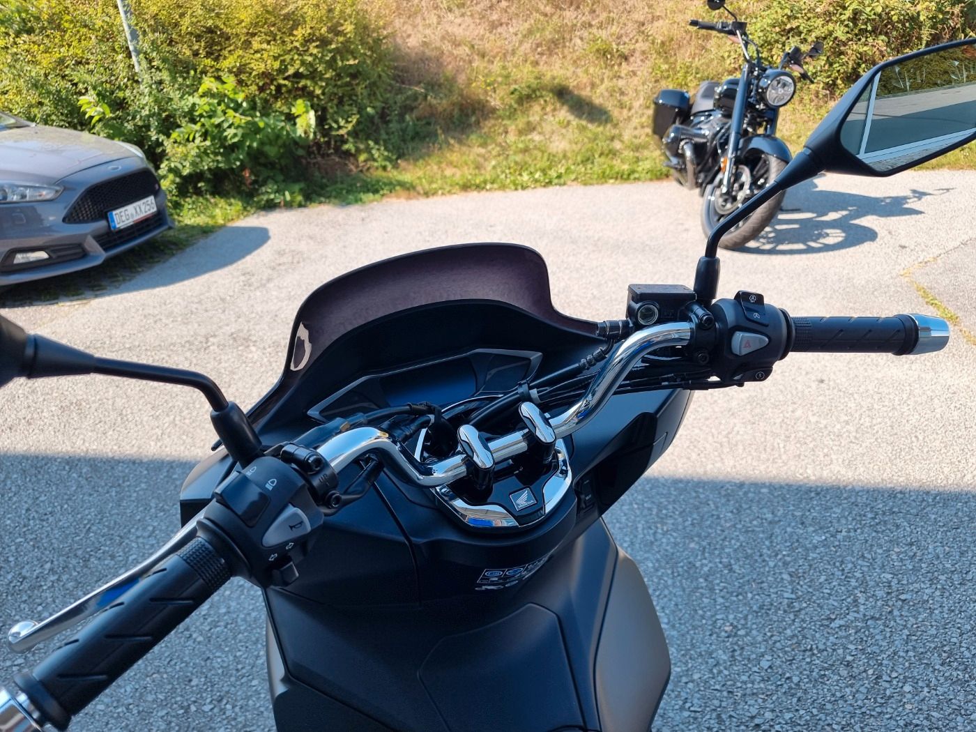 Fahrzeugabbildung Honda PCX 125 Modell 2024 sofort