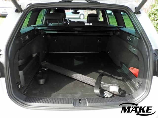 Passat Business 2.0 TDI DSG AHV ACC LED NAV STDH