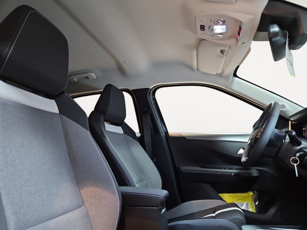 Fahrzeugabbildung Opel Frontera 1.2 DI Hybrid 48V eDCT GS