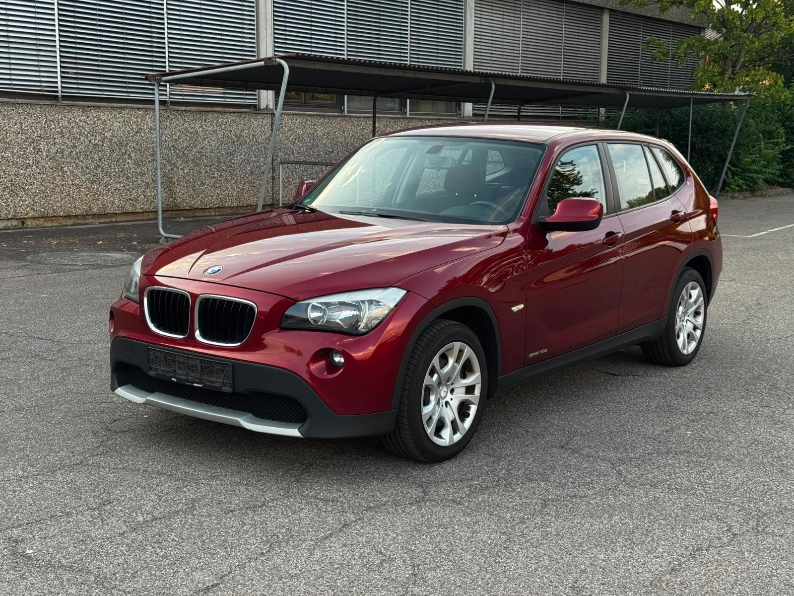 BMW X1 18 d sDrive Automatik Top