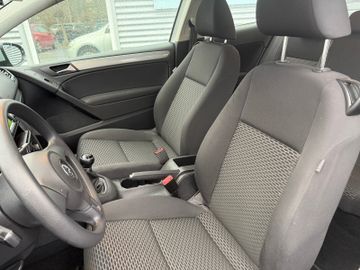 Volkswagen Golf VI Trendline+Klima+SHZ+Sch.Dach+AHK+Gar.