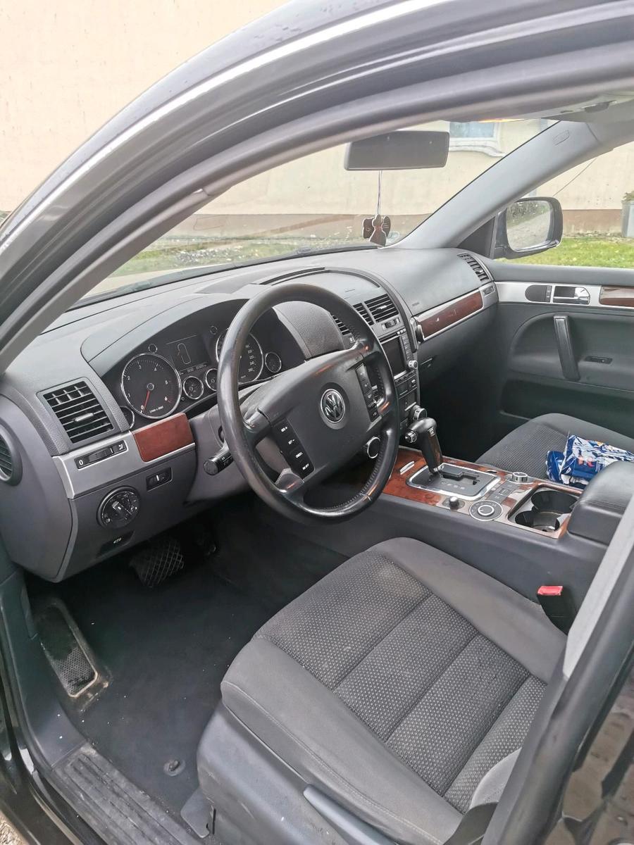 Volkswagen Touareg 2005 — photo 10