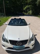 Mercedes-Benz E 300 - Cabrio  - Mercedes-Benz E 300 in Nürnberg